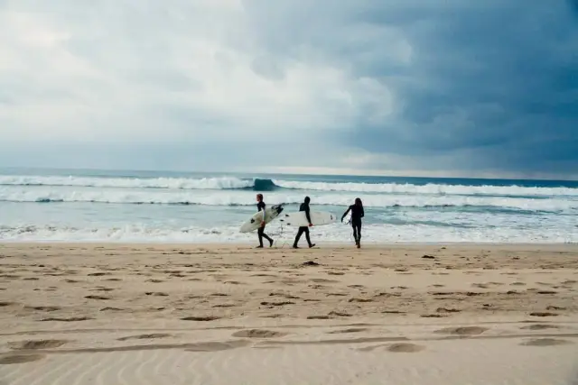 Teen Surf & English Summer Camp in Falmouth, Cornwall, with Three Days in London