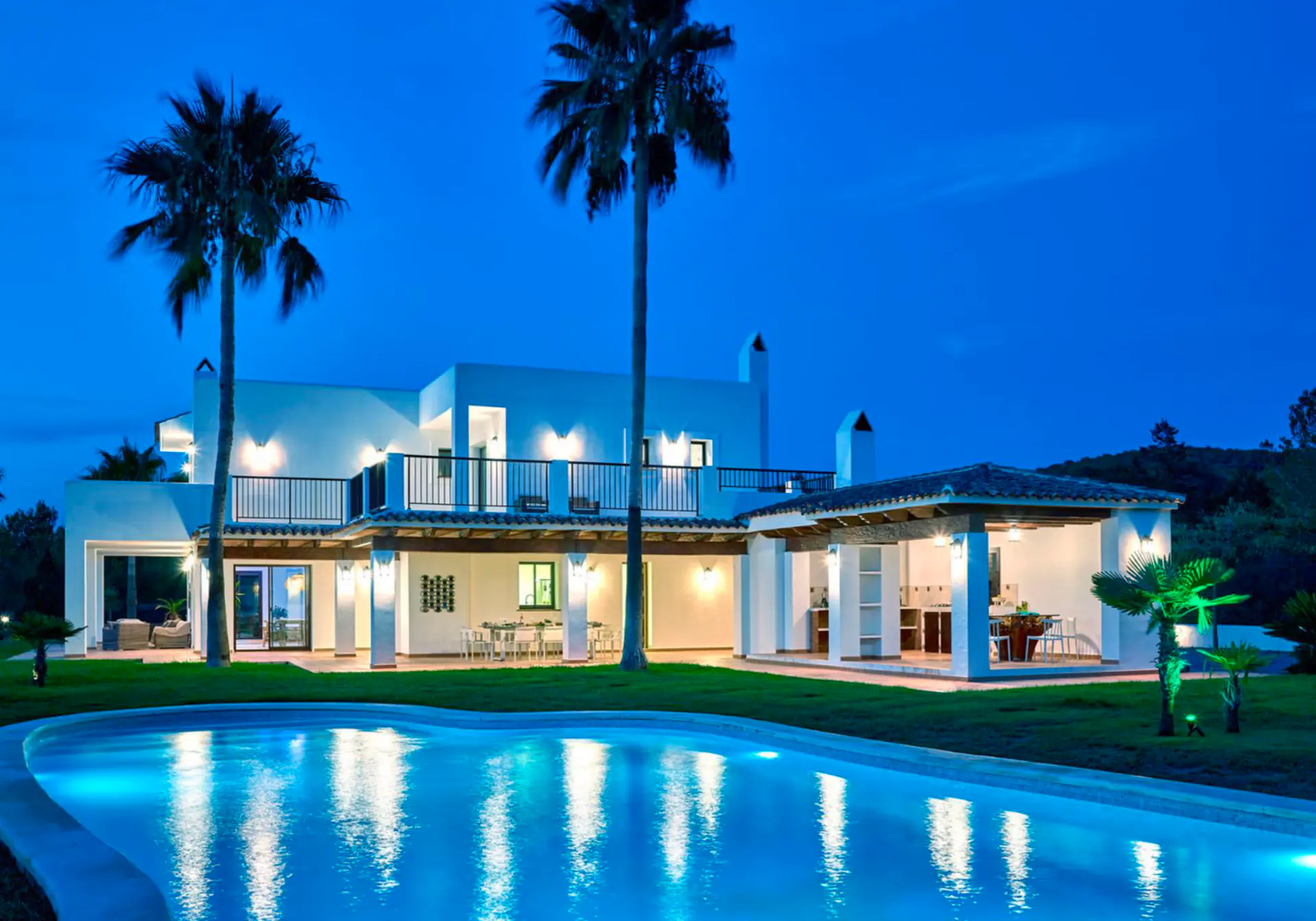 Ibiza Fitness Retreat: High-Intensity Training in the White Isle's Best Villas