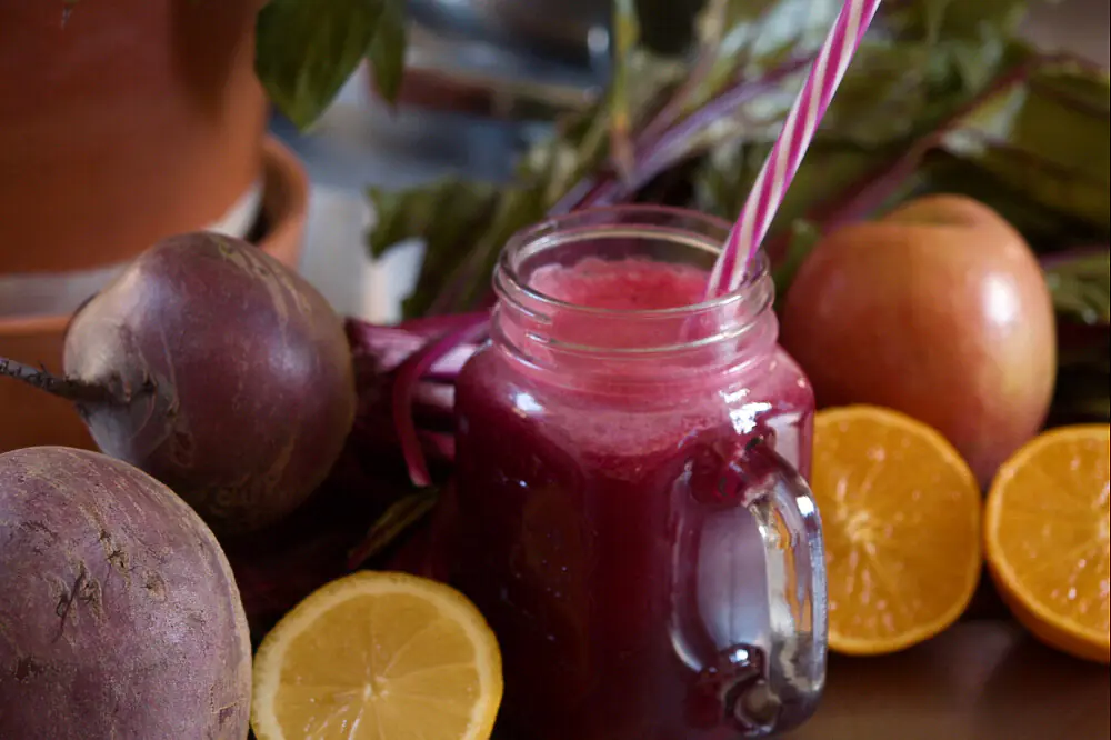 3-Day Wellness & Detox Retreat: Yoga, Hiking & Juice Cleansing near Barcelona