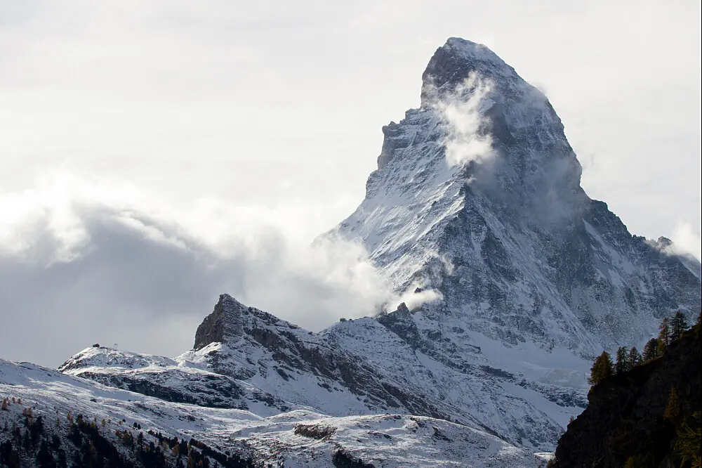 Alpine Wellness & Yoga Escape in Luxury Swiss Chalet