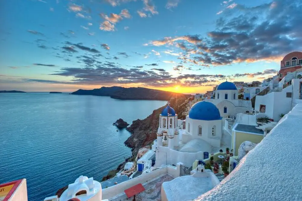 Wellness Escape with Pilates and Yoga in Santorini