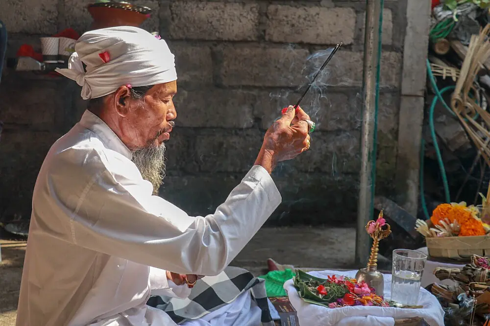 5 Day Hindu Blessing, Daily Spa & Holistic Wellness Retreat in Bali