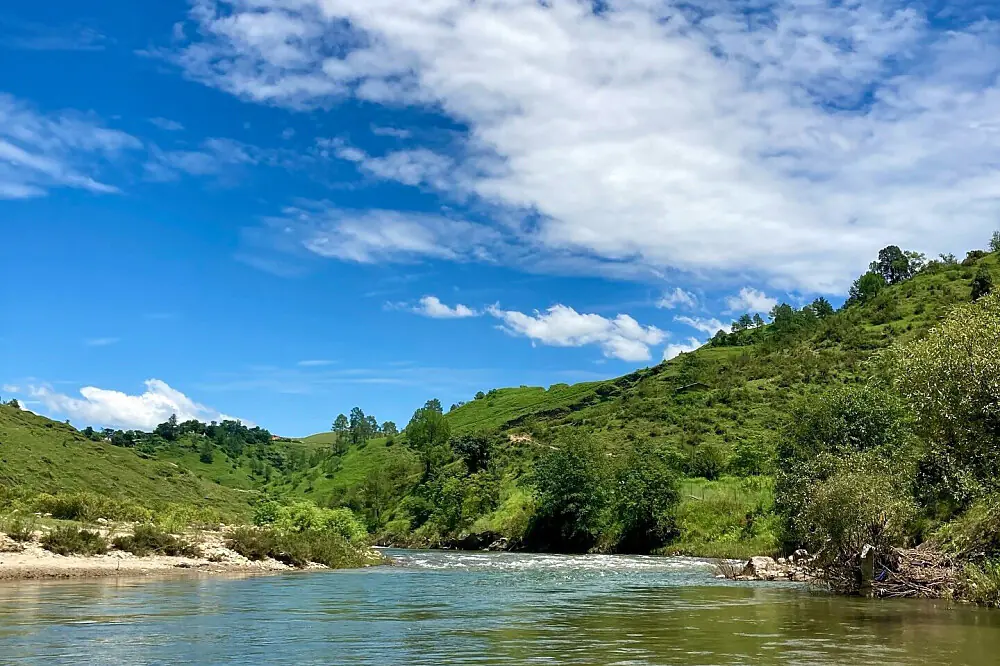 Himalayan Stillness Retreat: Meditation & Wellness by the Kosi River