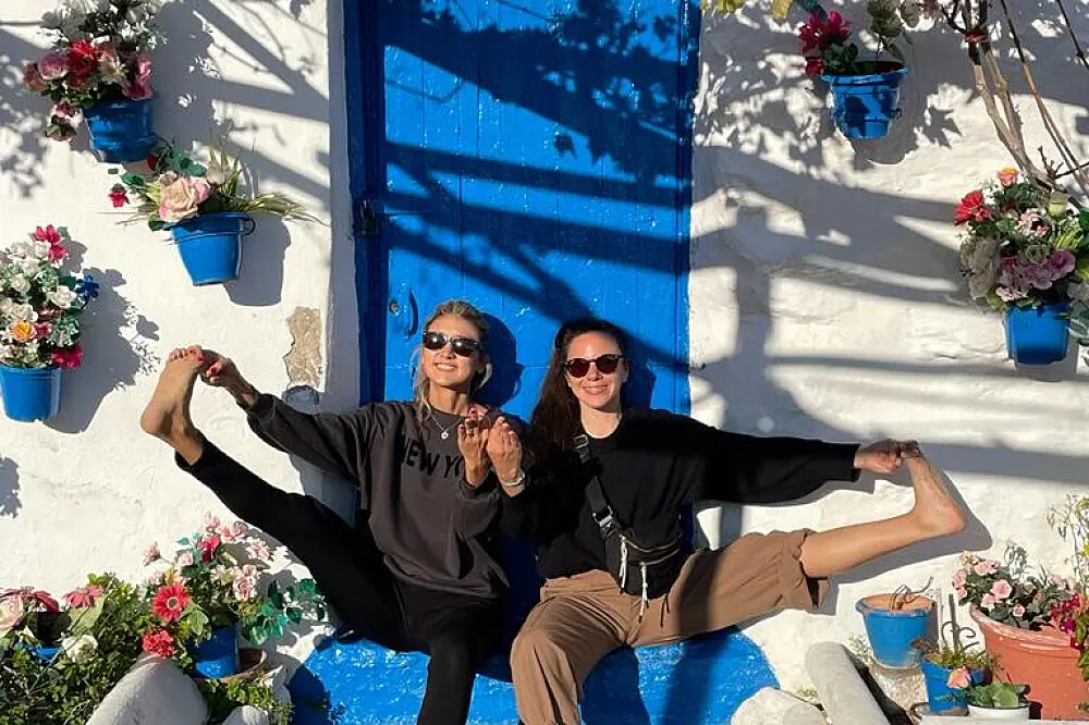 Beachfront Vinyasa & Yin Yoga Wellness Escape in Tropical Andalucia