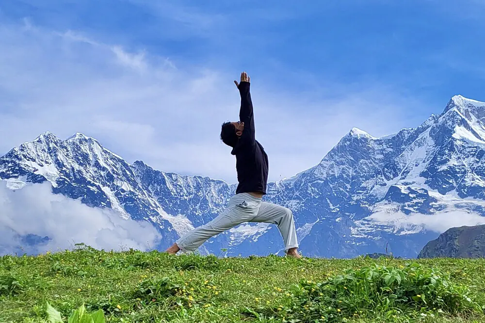 9-Day Himalayan Hiking and Yoga Wellness Retreat in Rishikesh, India