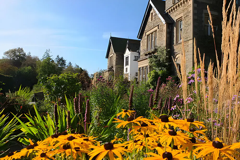 Lake District Wellness Escape: Yoga, Mindfulness & Nature Walking Retreat