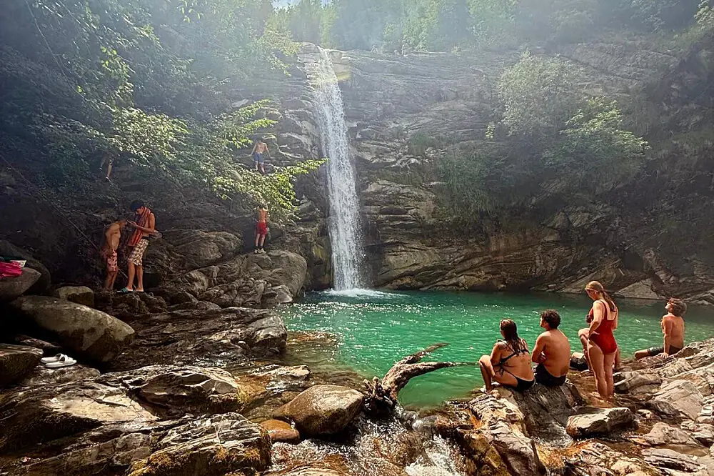 Wellness & Nature Yoga Escape in the Italian Apennines
