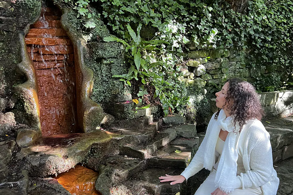 Women's Sacred Journey: A 7-Day Pilgrimage to Glastonbury's Heart Chakra