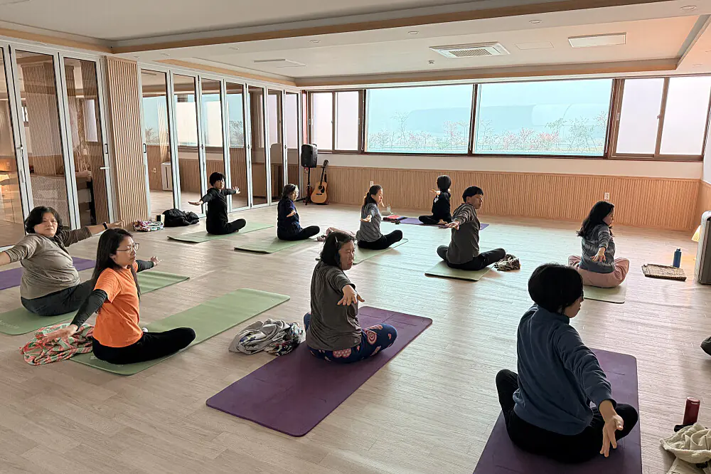 4-Day Yoga and Meditation Detox Retreat in the Forests of Wanju, South Korea