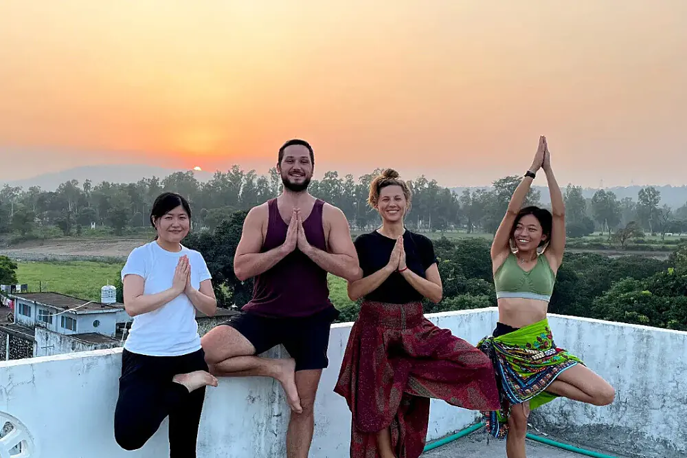 Wellness Escape: Surf, Yoga and Balinese Culture in Uluwatu