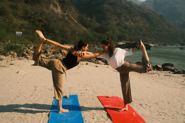 Holistic Yoga and Meditation Retreat in the Himalayas, Rishikesh