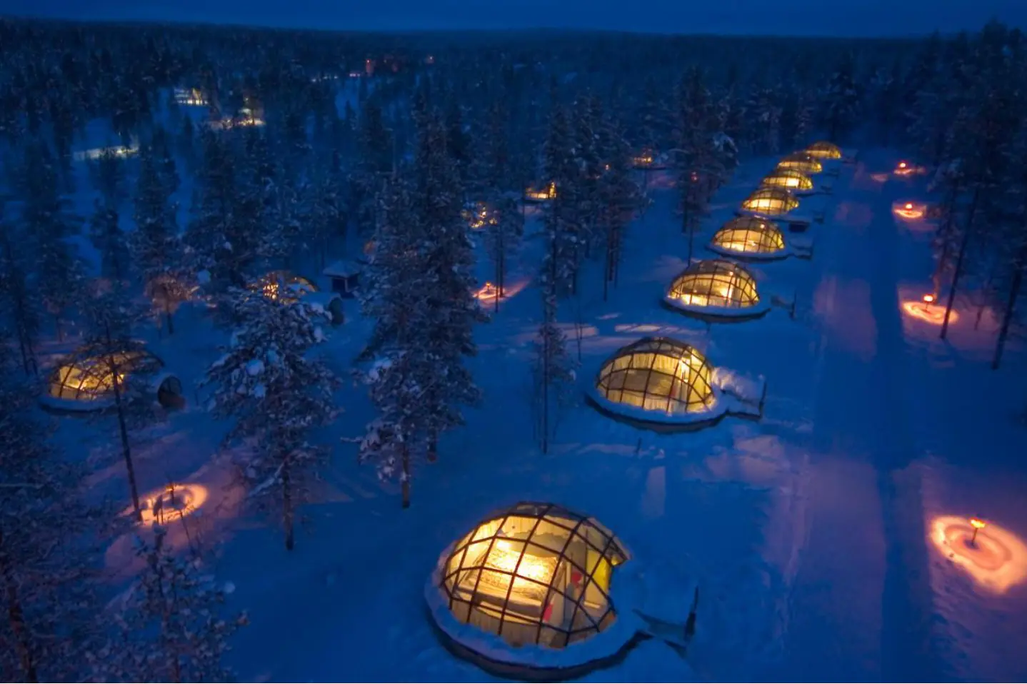 Arctic Wellness Retreats at Kakslauttanen: Yoga and Sound Healing Under the Northern Lights
