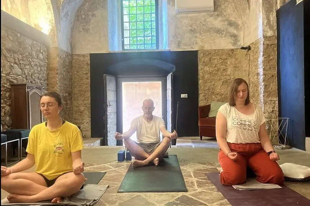 5-Day Small-Group Yoga Reset in the Tuscan Hills