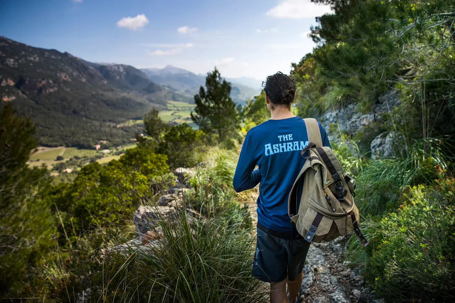 Mallorca Mountain Hiking & Yoga Wellness Week at a 17th-Century Olive Finca
