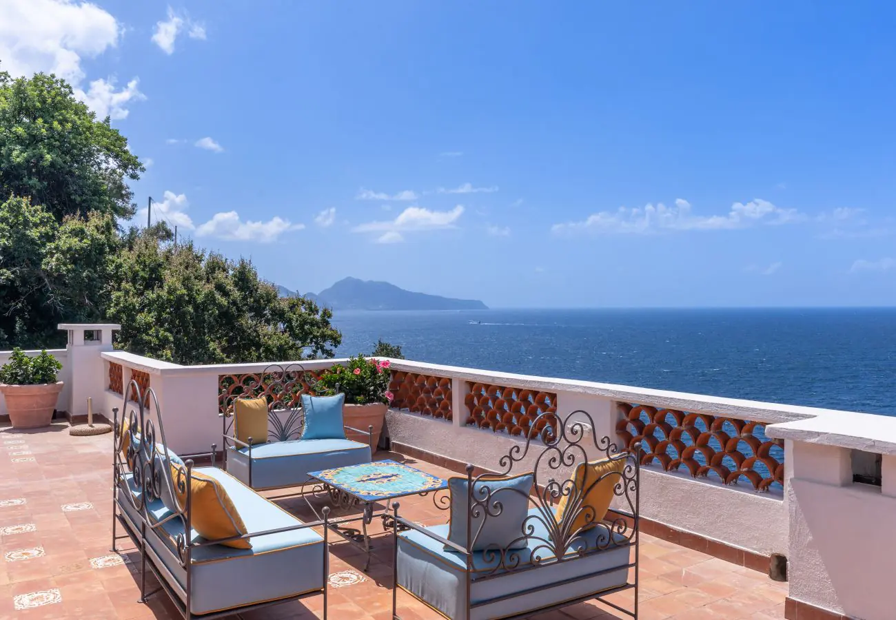Slow Down on the Amalfi Coast: A Wellness Retreat in Italy