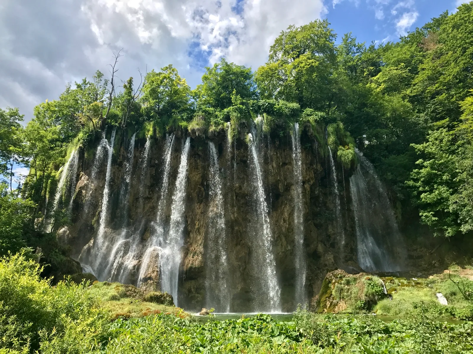 Ayurveda & Panchakarma Retreat at Plitvice Lakes, Croatia – Burnout Recovery & Deep Rest