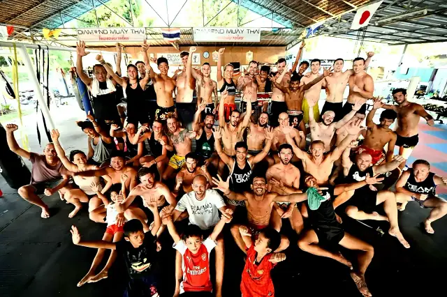 Muay Thai Fitness Camp in Koh Phangan with Training, Yoga & Beach
