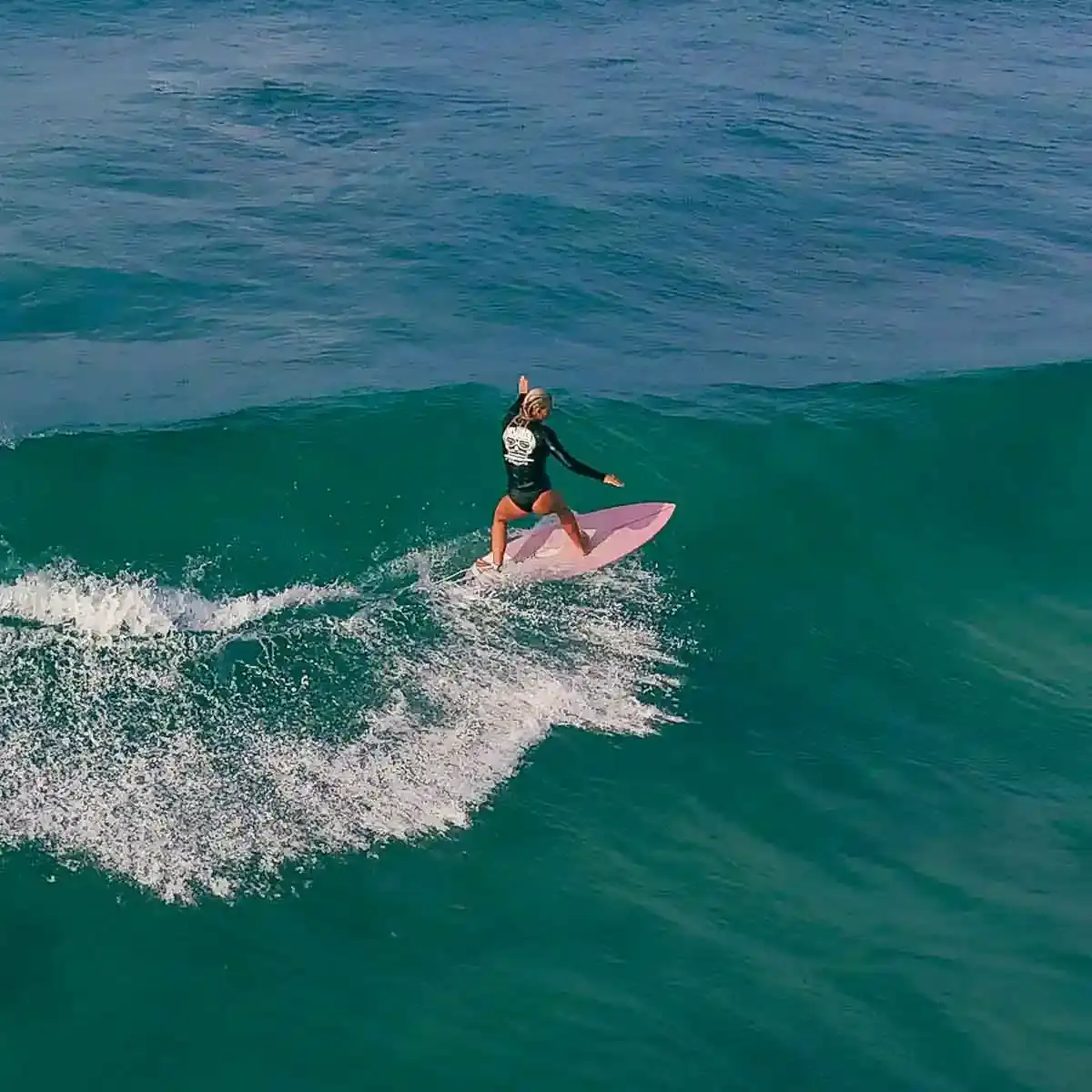 Bali Surf & Social Camp for Solo Travellers – Canggu All-Inclusive Surf Coaching Week