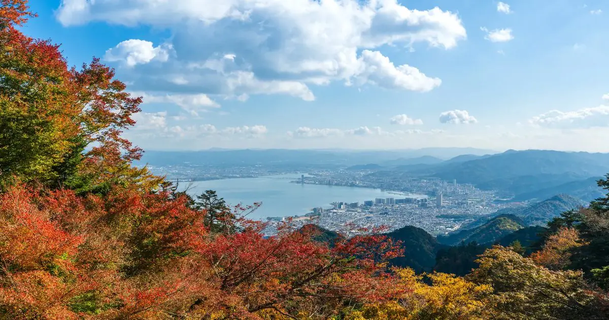 THE THOUSAND HIEI: A Small-Group Mountain Wellness Retreat Above Kyoto
