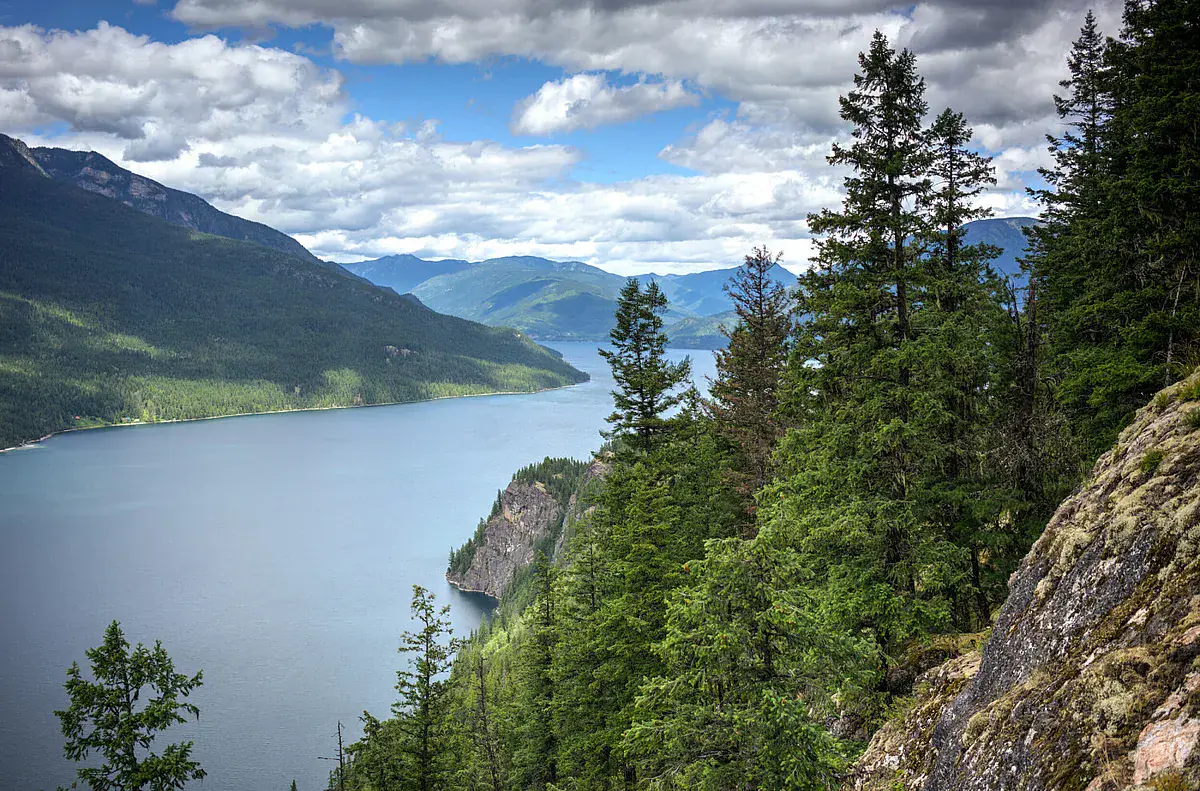 Healing Relationships Workshop and Yoga Retreat in the Laurentians