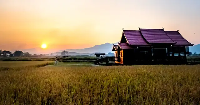 Bali Fitness Escape: Yoga, Beach Bootcamps & Wellness Week